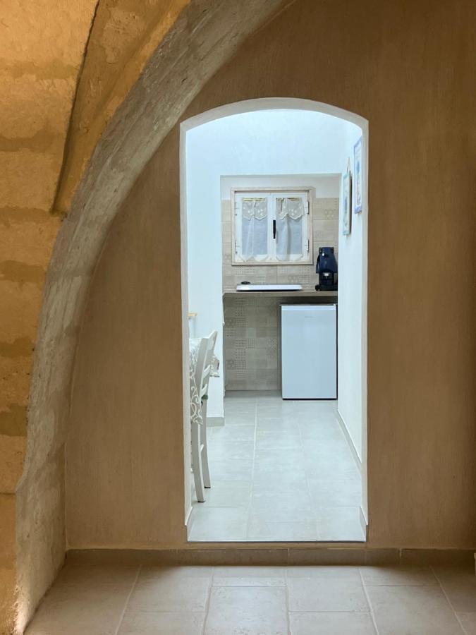 Suite Cavour Luxury Home Taranto Esterno foto