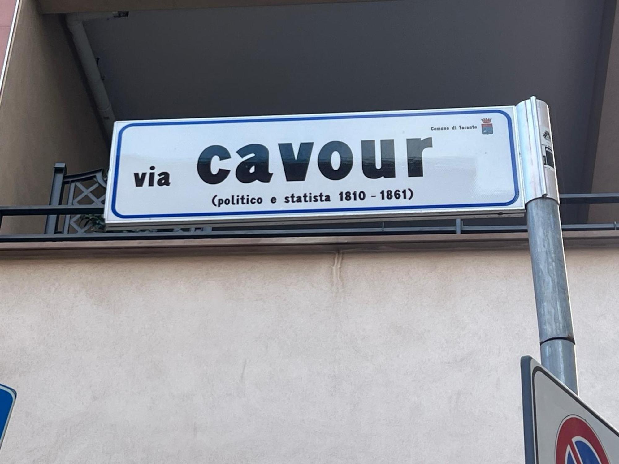 Suite Cavour Luxury Home Taranto Esterno foto